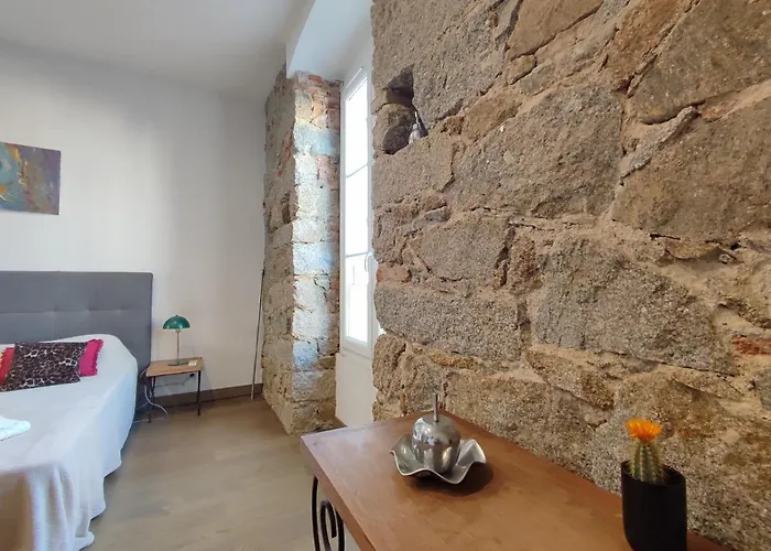 De 25m2 - Extra Centre - à 5 Min à Pied Des Plages - Commerces Et Restaurants Sur Place - Clim - Wifi - Exceptionnel